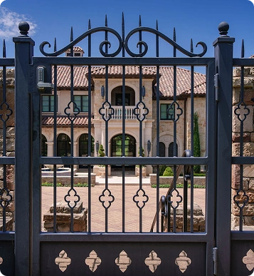 Metal Gate